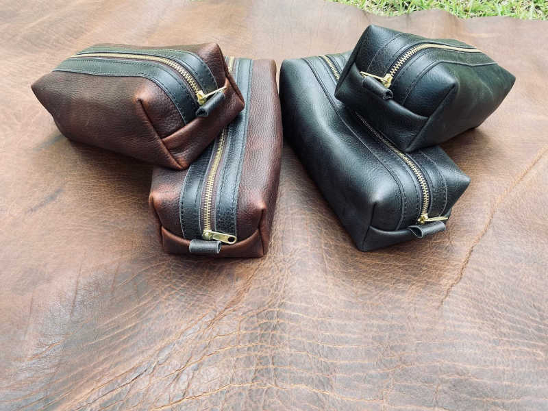 Off-Trayals | Overnight Bag Small | Black Leather